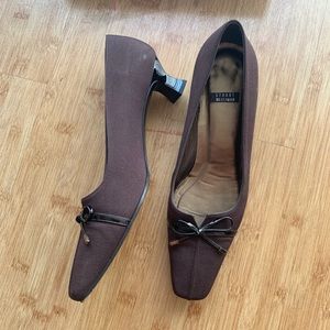 Stuart Weitzman Brown Close Toed Pumps